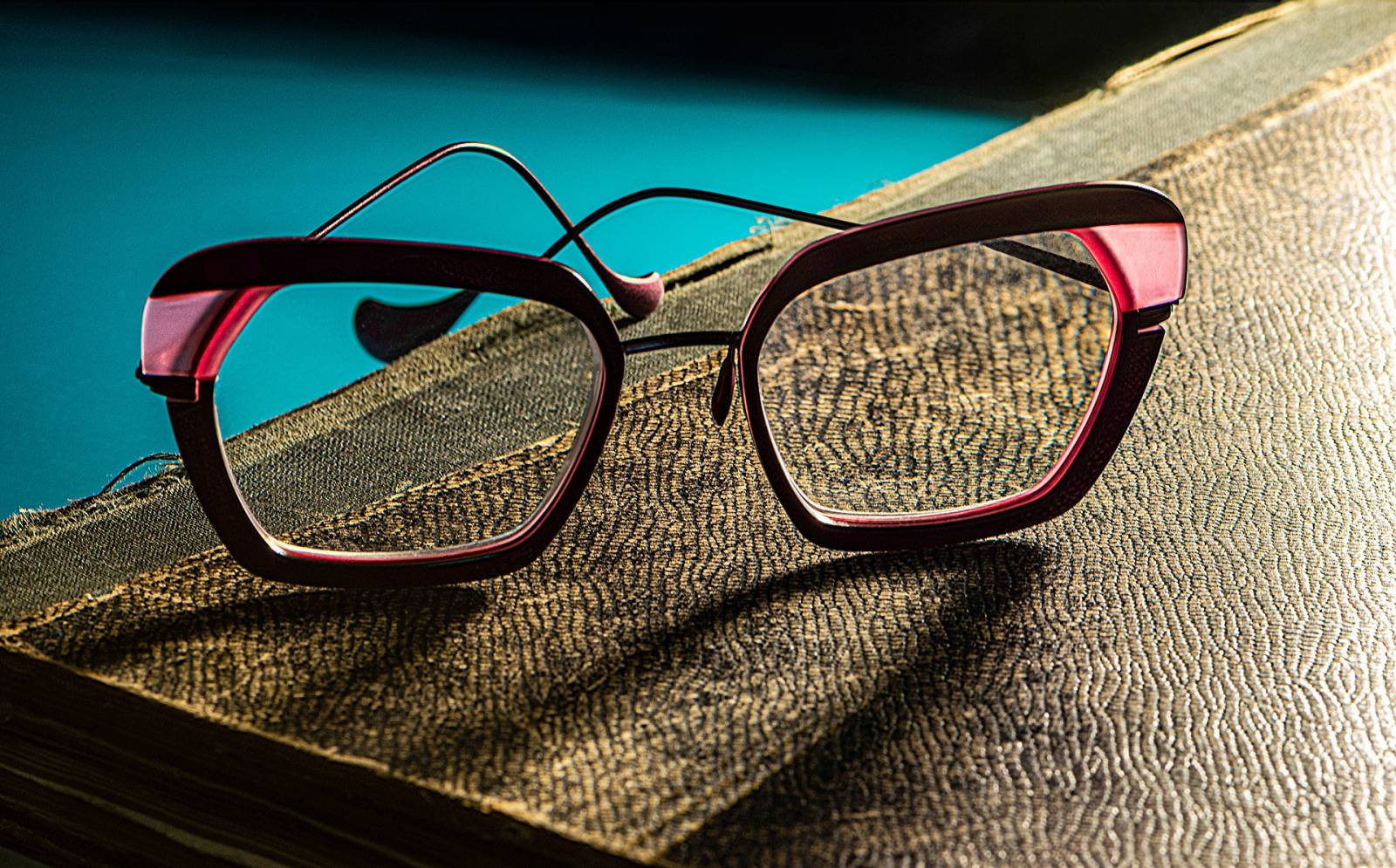 Trouvez Votre Opticien pour des Lunettes de Vue Tendance avec Verres Progressifs au Centre-Ville de Strasbourg