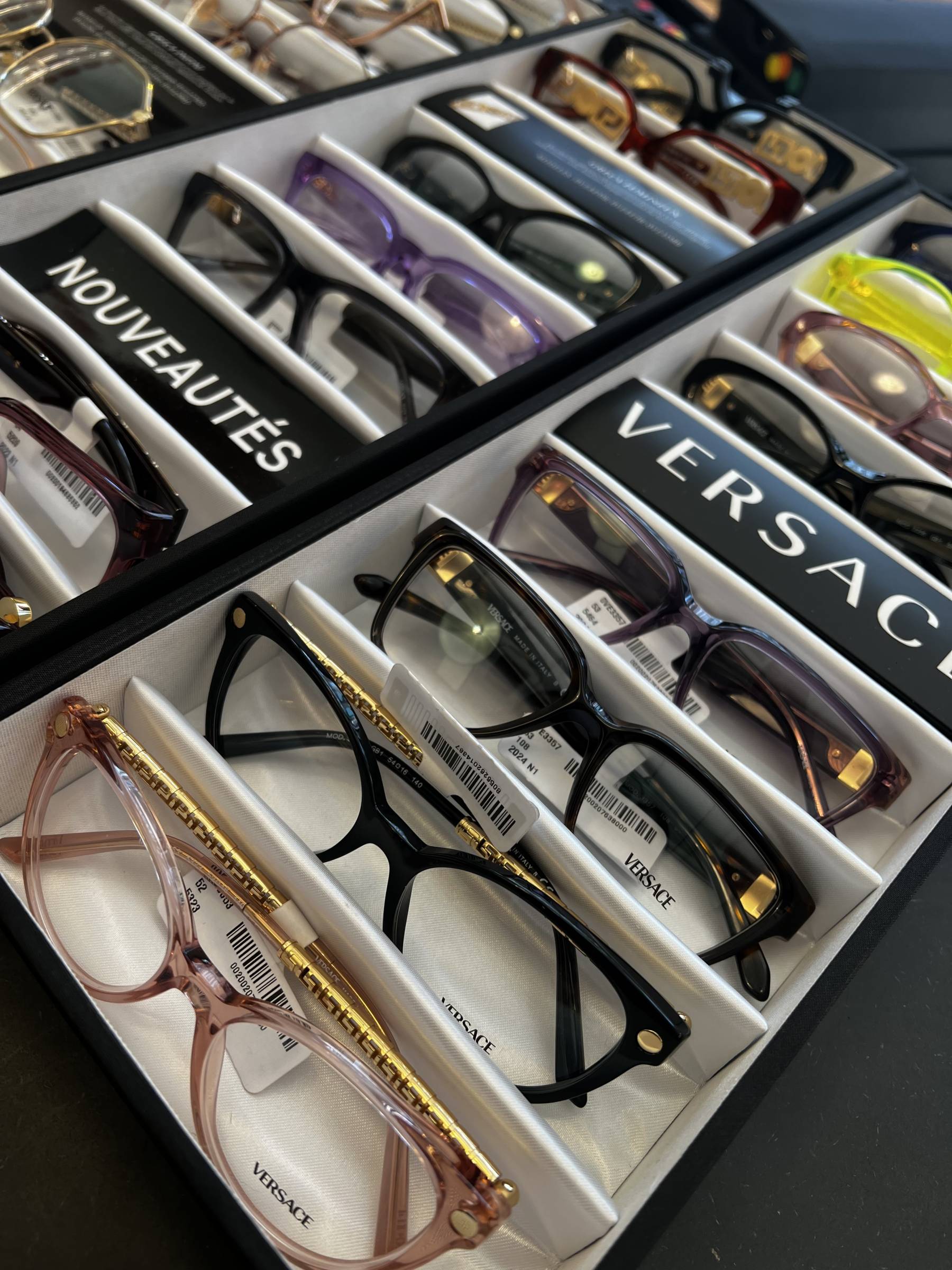 Découvrez les Lunettes Versace chez Optique des Vosges : L'Élégance Italienne à Strasbourg