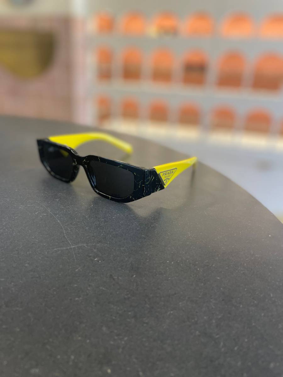 Les Montures : Expression de Votre Style chez Optiques des Vosges