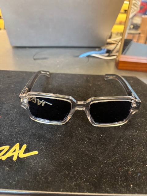 Prada : L'Essence du Luxe à Strasbourg